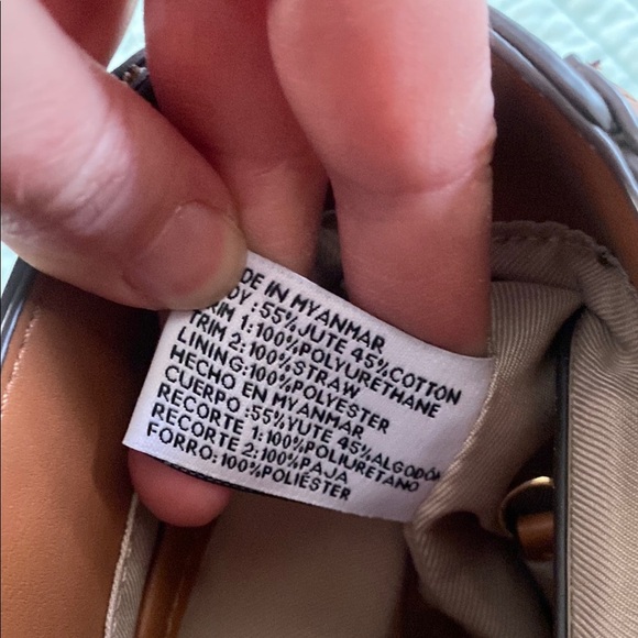 NWOT Nine West Crossbody Bag in Brown and Cream with Structured Design - Picture 8 of 8